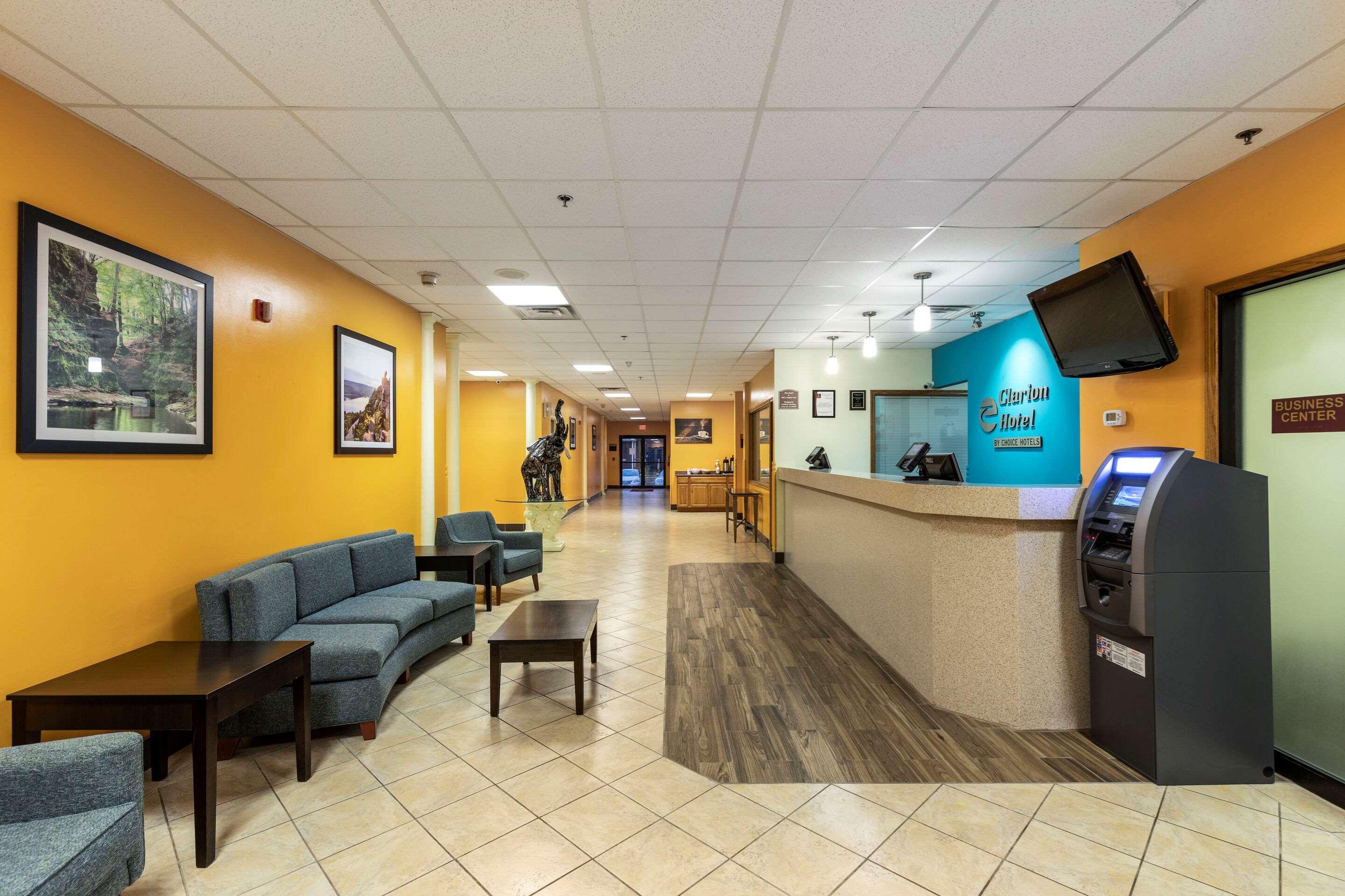 Americinn & Suites By Wyndham Baraboo Event Center Eksteriør billede