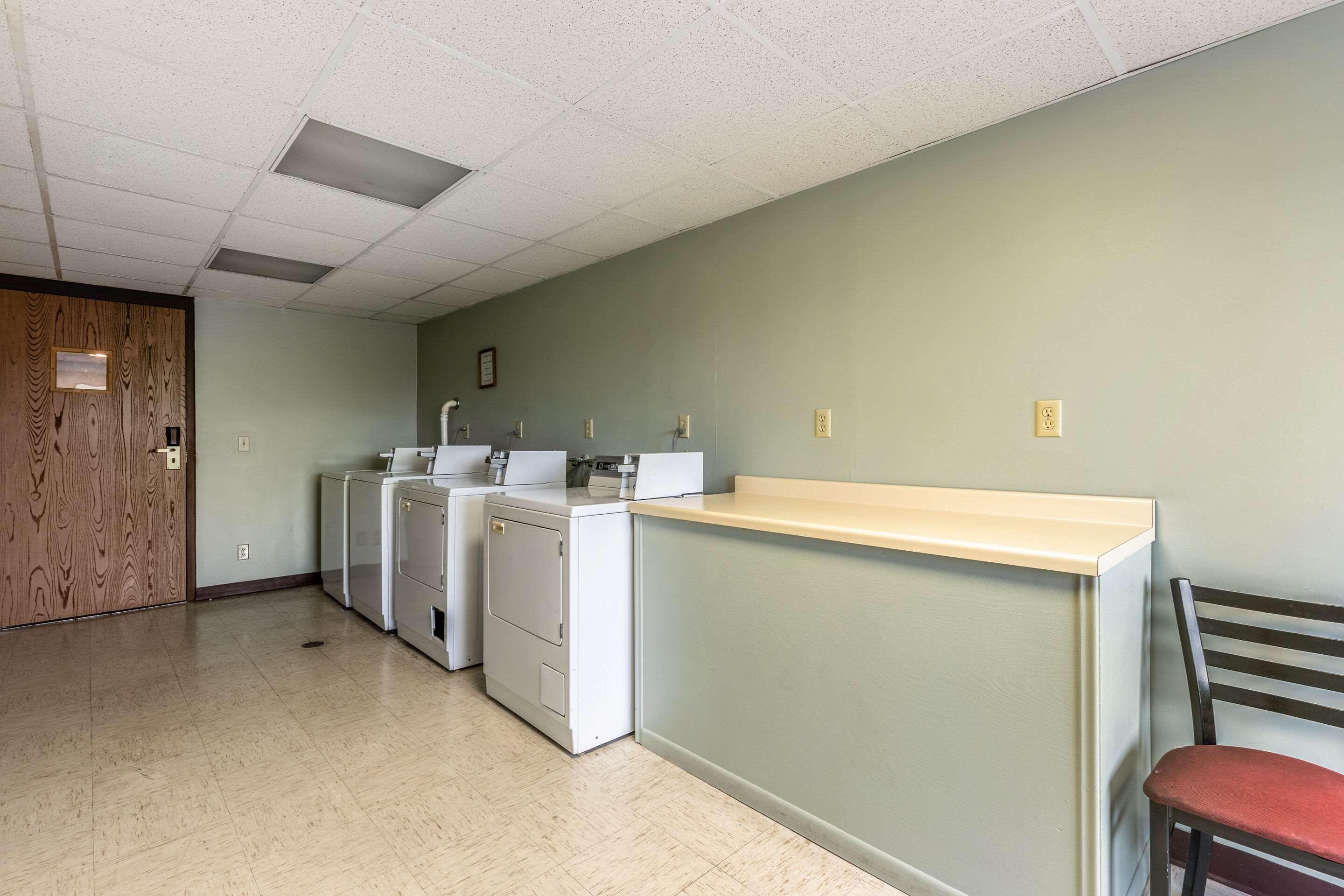 Americinn & Suites By Wyndham Baraboo Event Center Eksteriør billede