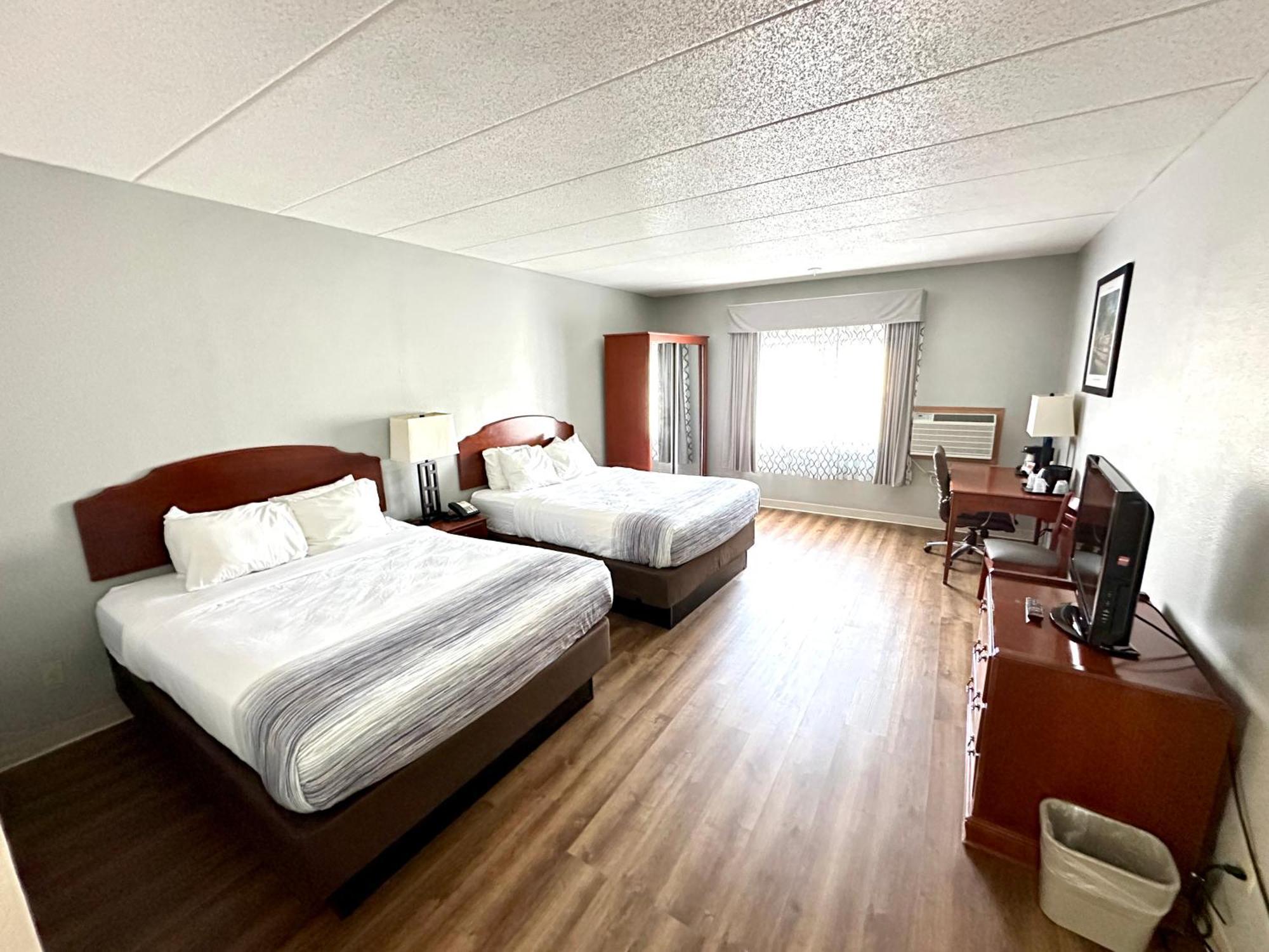 Americinn & Suites By Wyndham Baraboo Event Center Eksteriør billede