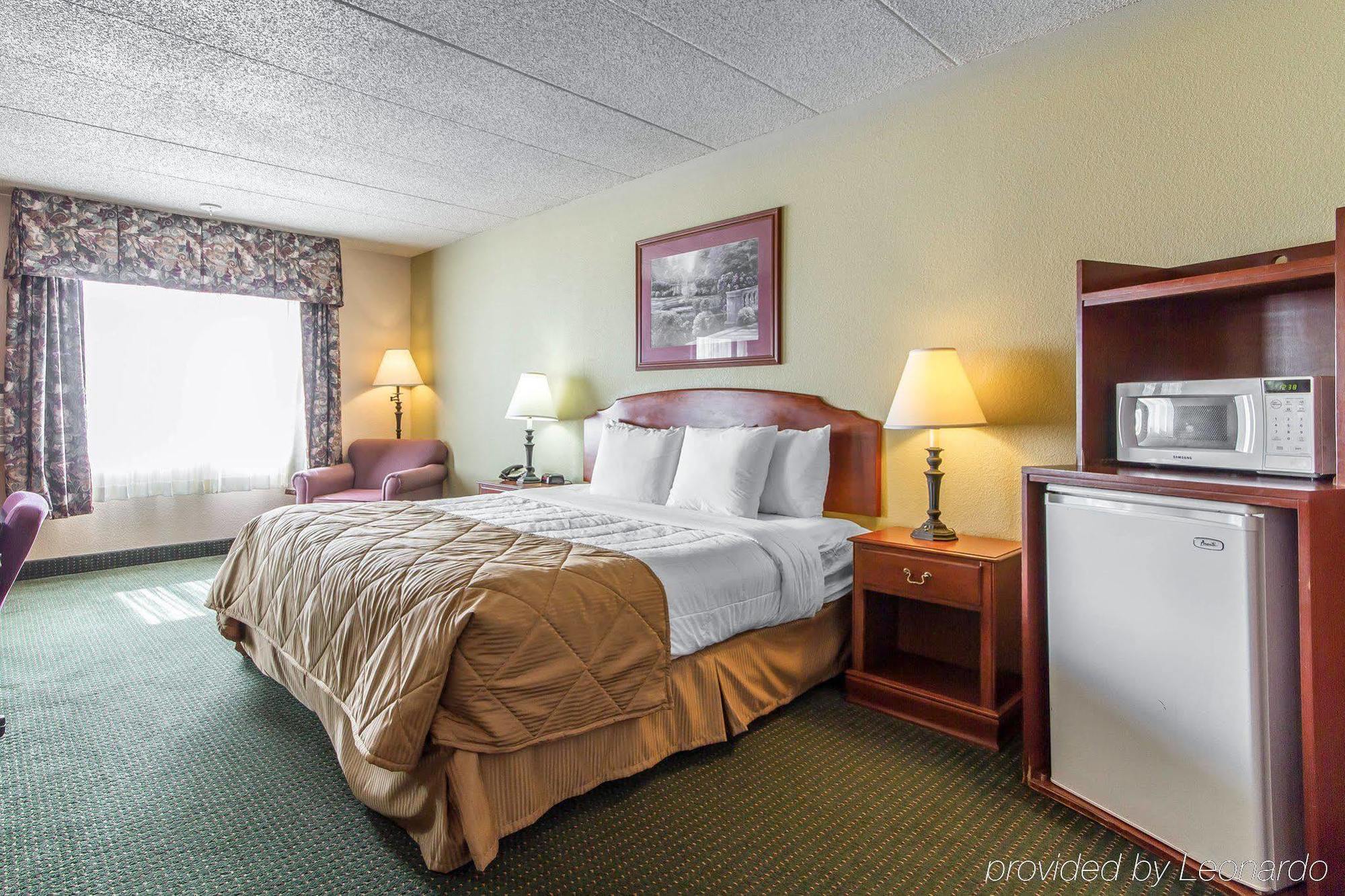 Americinn & Suites By Wyndham Baraboo Event Center Eksteriør billede