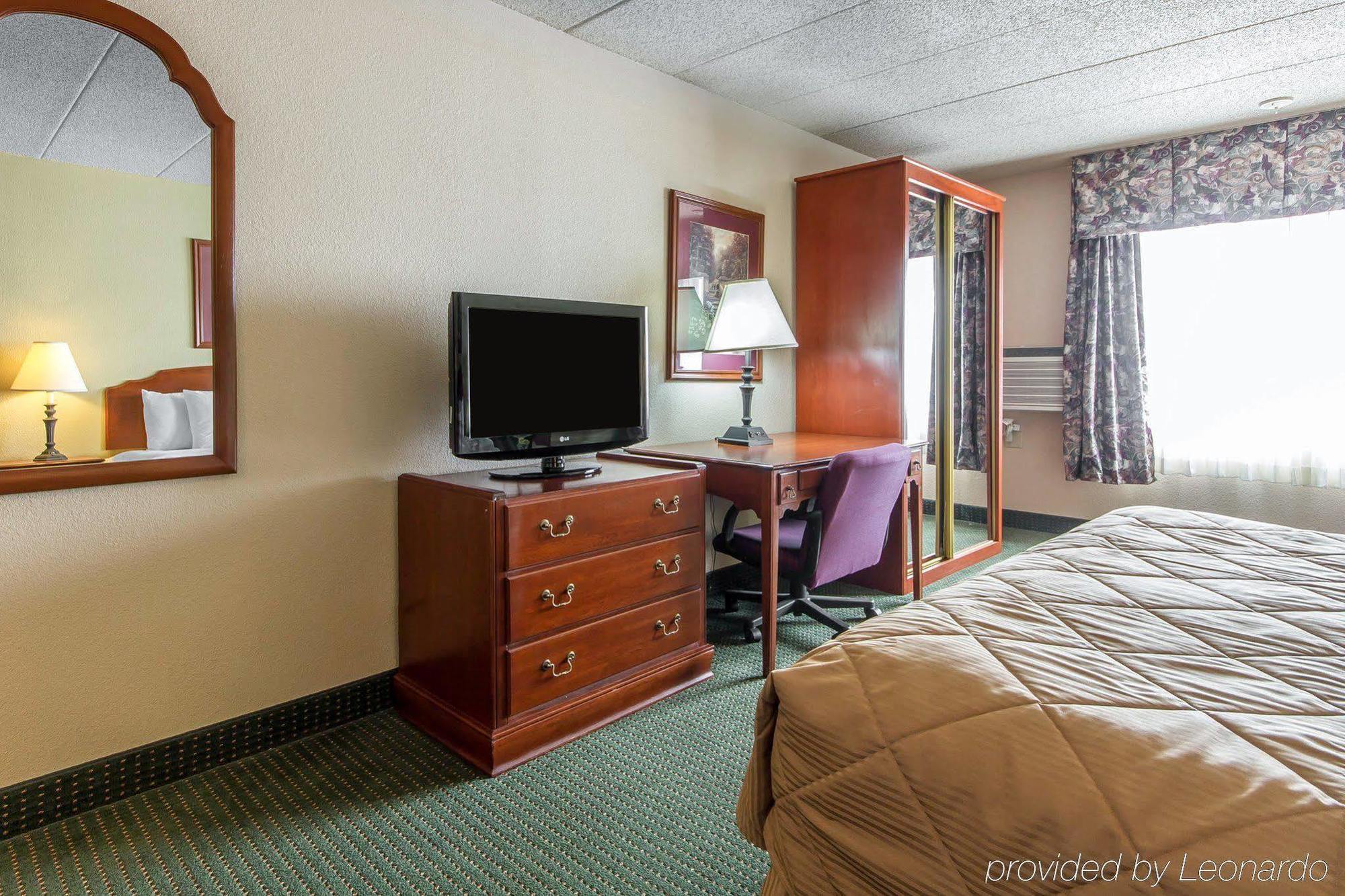 Americinn & Suites By Wyndham Baraboo Event Center Eksteriør billede